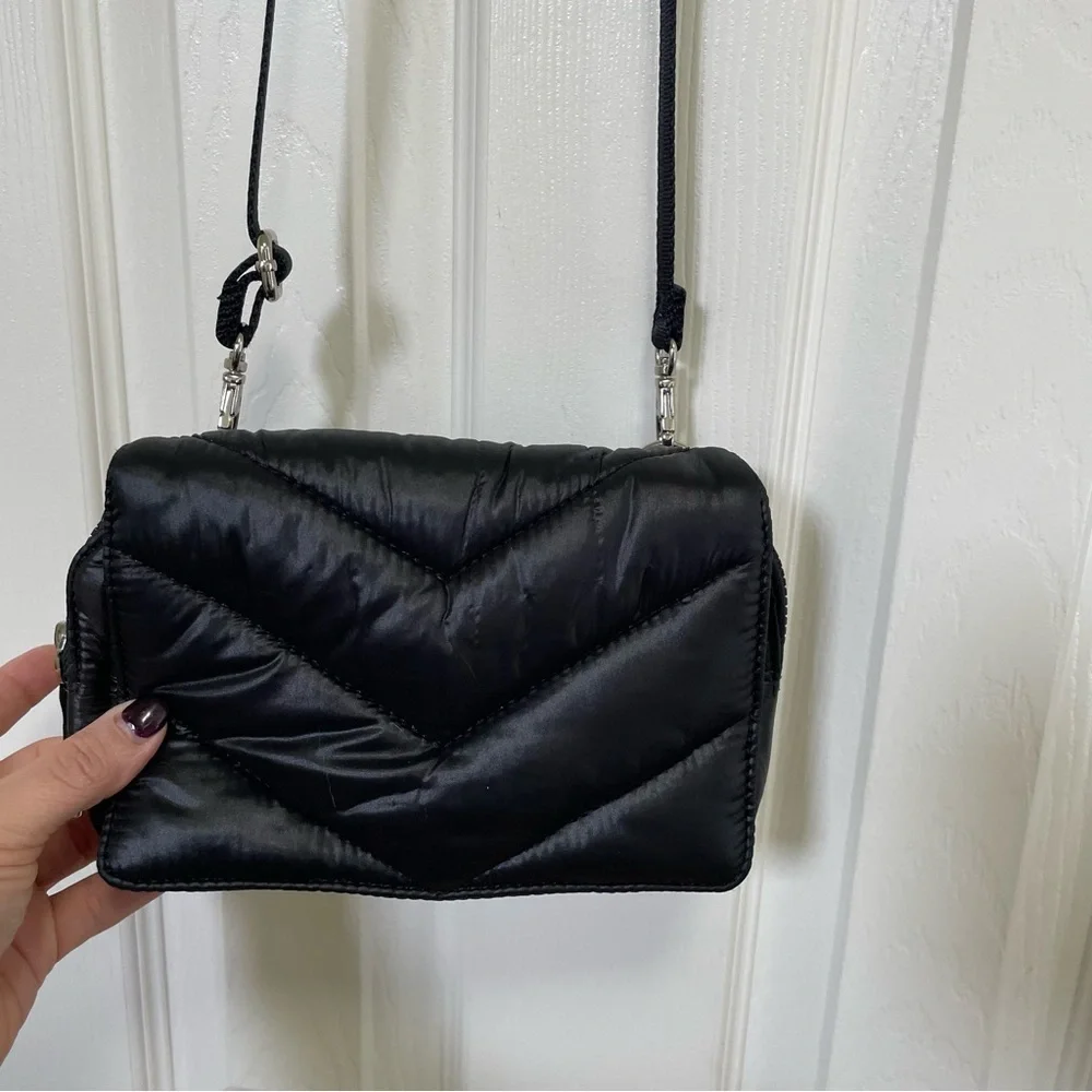 CARAA x Athleta Convertible Waistbag Black